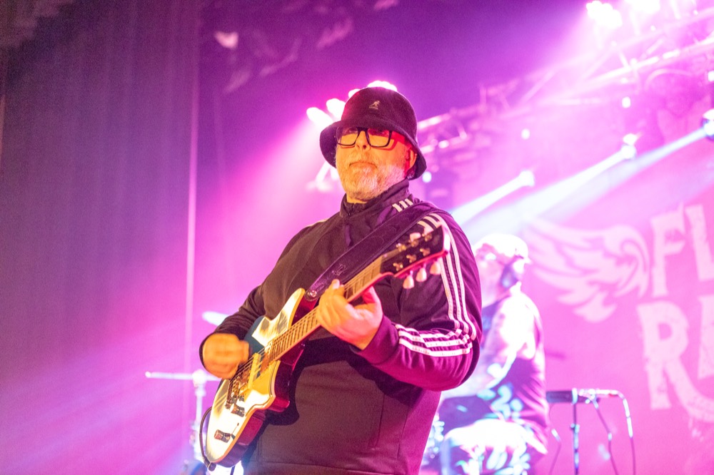 Dale, guitar and vocals